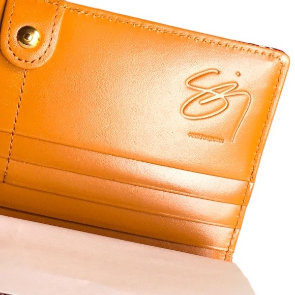 Sig Zane Hawaii Burgundy Wallet in Maile Print Luxury Leather - Picture 5 of 14